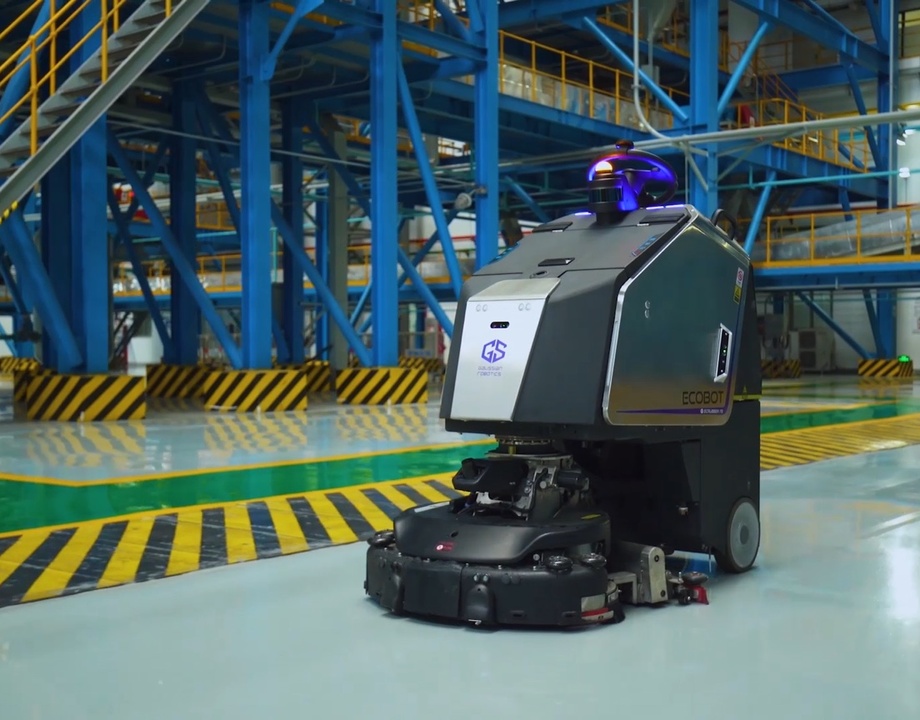 Čistilni robot Gausium Scrubber 75 v tovarni