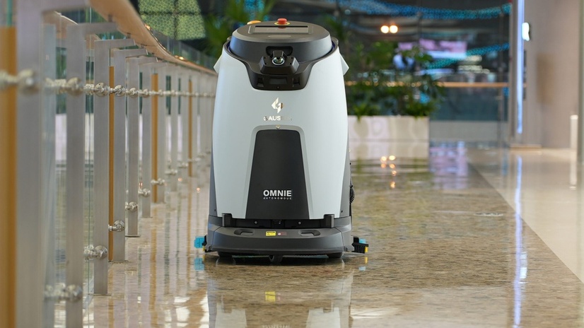 Omnie čistilni robot Gausium